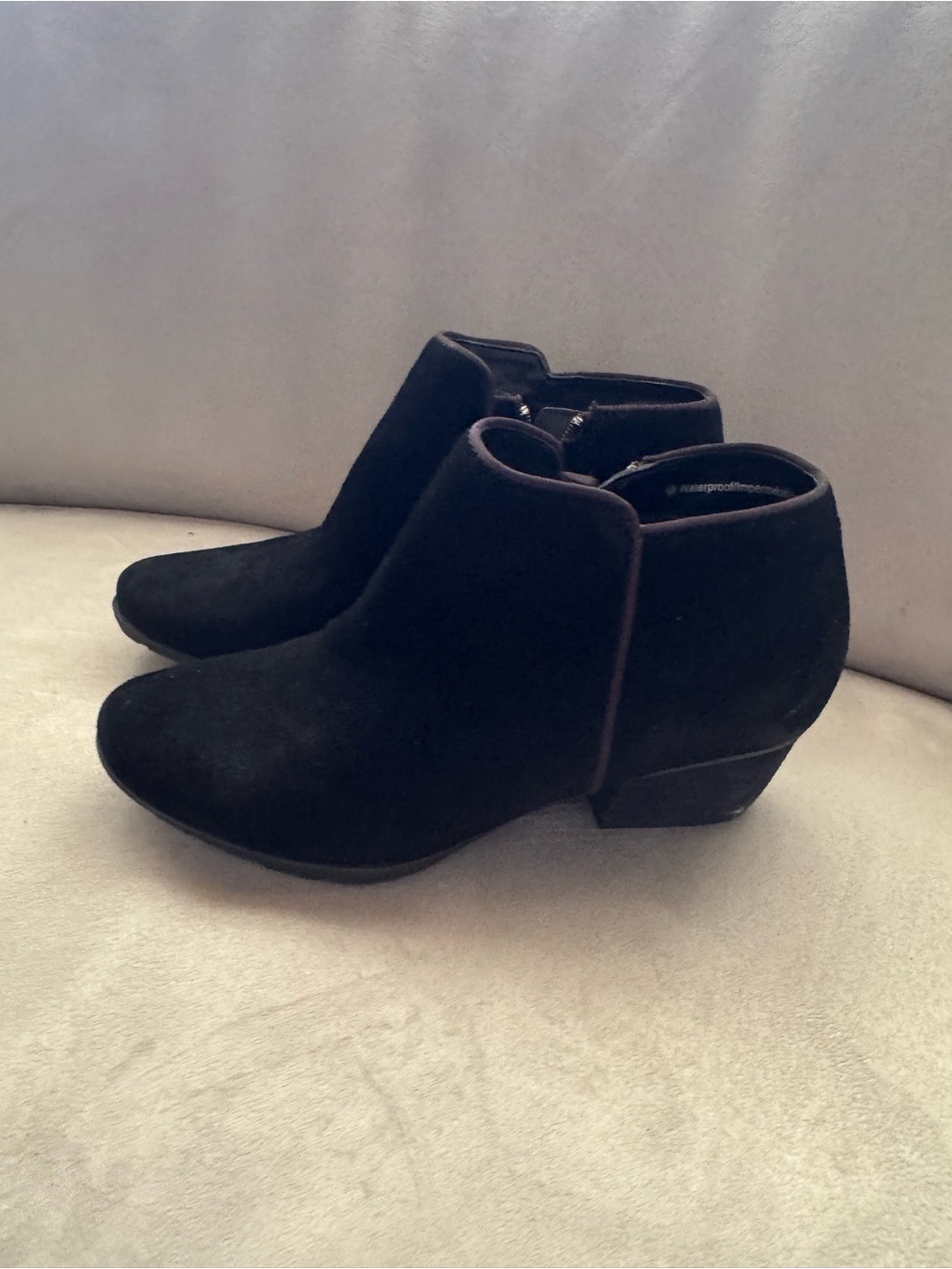 Blondo Waterproof Black Suede Ankle Boots 7.5W